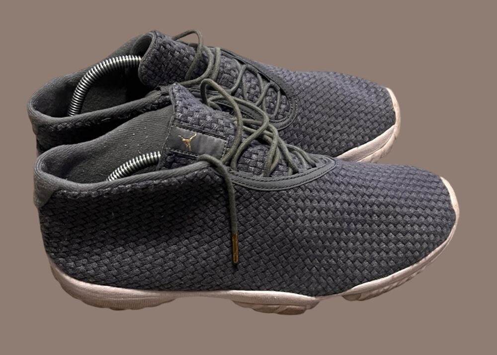 MEN'S 10.5 -AIR JORDAN Future Mid Sneakers, Cool Grey / White| 656503-003
